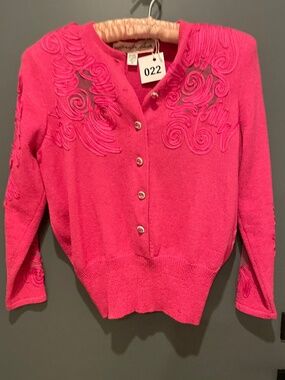 Vintage Pink cardigan with embroidered applique